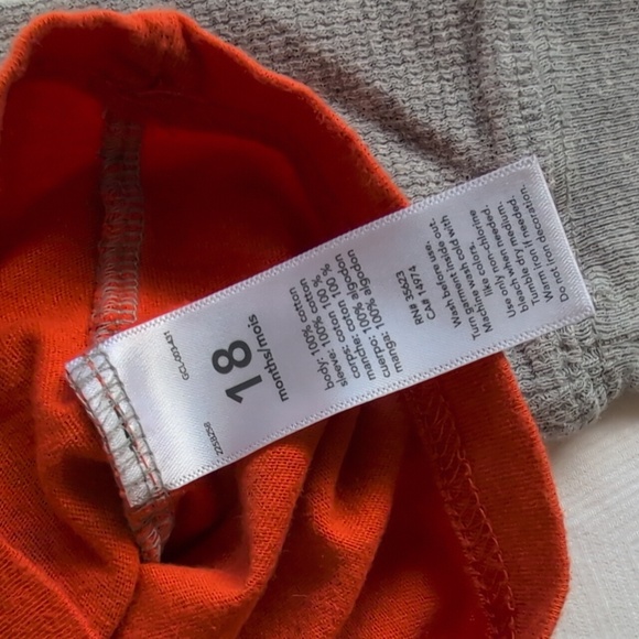 3-pack mixed brands graphic long sleeve shirt bundle lot 12-18 months baby boy - Picture 8 of 11